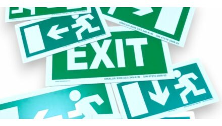 Sötétben is működik és segít a bajban, mi az?